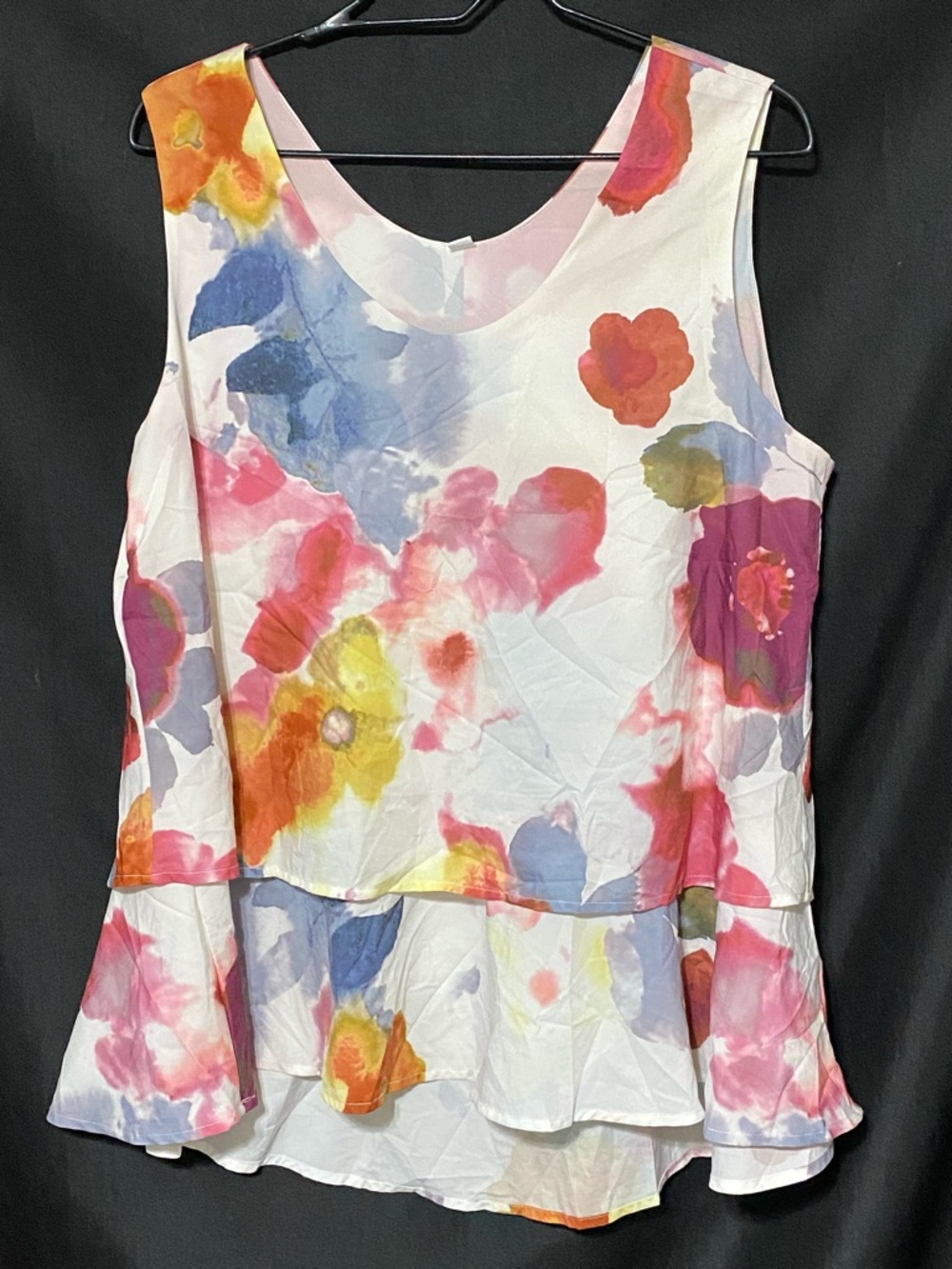 Sleeveless Floral Peplum Top size WO XL White Multicolor‎ Floral design NO BRAND